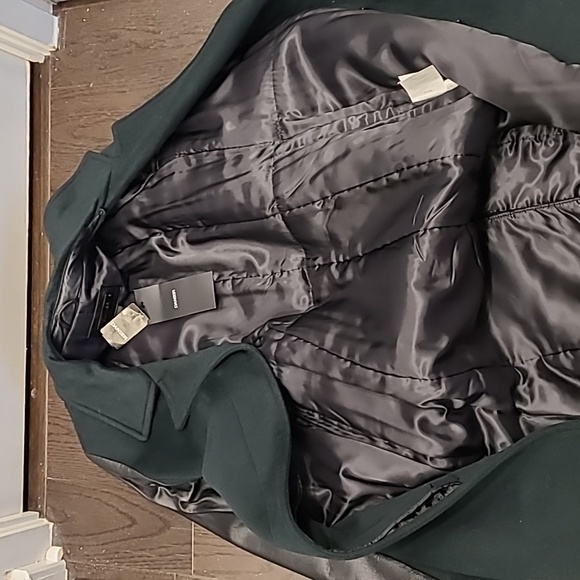 NWT s.S Danier Thinsulate wool coat with fur collar - Picture 8 of 10